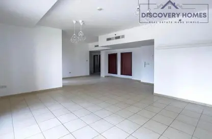 Apartment - 3 Bedrooms - 4 Bathrooms for rent in Rimal 5 - Rimal - Jumeirah Beach Residence - Dubai