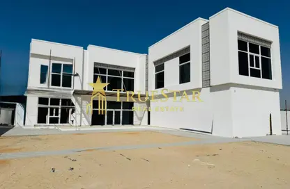 Villa - 5 Bedrooms - 6 Bathrooms for rent in Nad Al Sheba 2 - Nad Al Sheba - Dubai