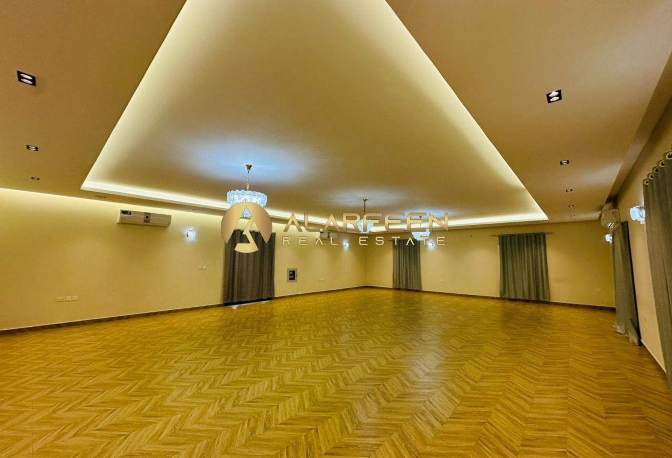 Spacious 10 Bath Villa | Al Khawaneej 2 photo 3