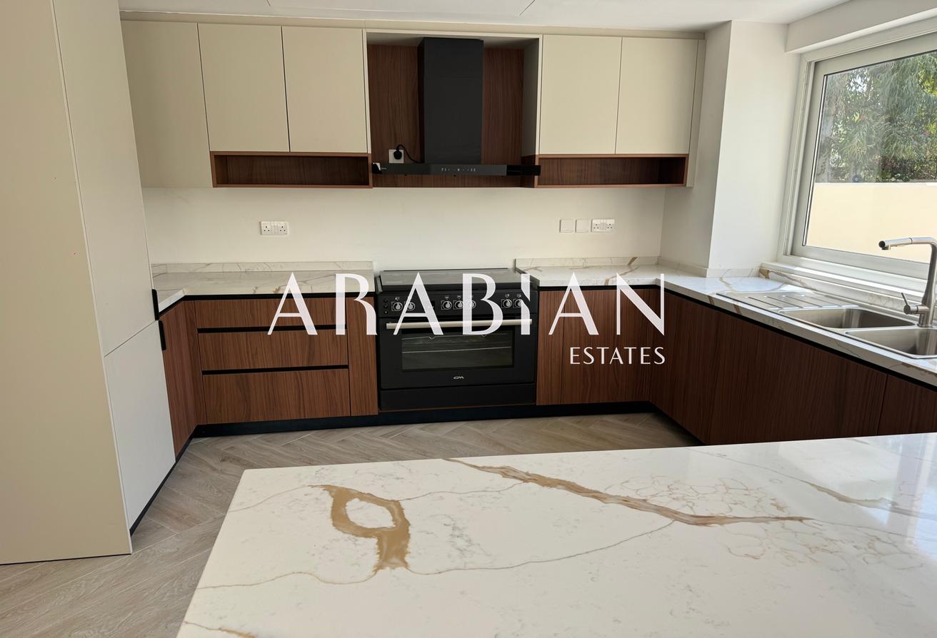 Fully Upgraded | Lake View | Type 3E | Vacant photo 4