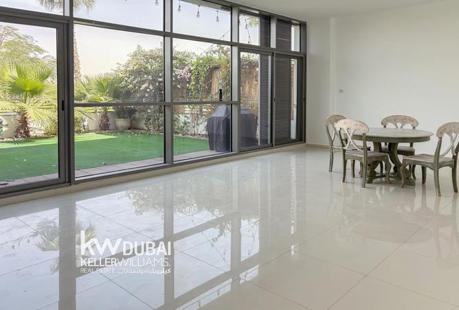 67453428 - Property Image 2