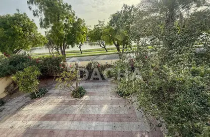 Villa - 5 Bedrooms - 5 Bathrooms for sale in Meadows 9 - Meadows - Dubai