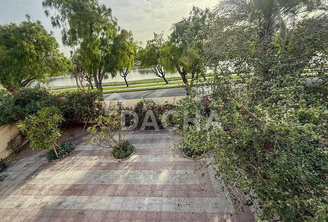 65150868 - Property Main Image