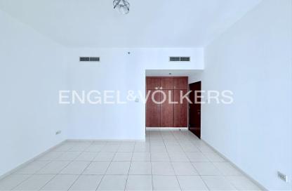Apartment - 2 Bedrooms - 3 Bathrooms for rent in Cascades Tower - Dubai Marina - Dubai Apartment - 2 Bedrooms - 3 Bathrooms for rent in Cascades Tower - Dubai Marina - Dubai