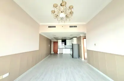 Apartment - 2 Bedrooms - 2 Bathrooms for rent in Palace Tower 2 - Palace Towers - Dubai Silicon Oasis - Dubai