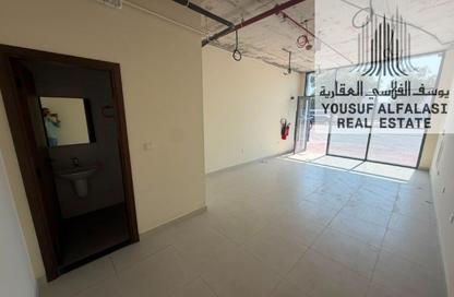 Shop - Studio - 1 Bathroom for rent in Ajman Industrial 1 - Ajman Industrial Area - Ajman Shop - Studio - 1 Bathroom for rent in Ajman Industrial 1 - Ajman Industrial Area - Ajman