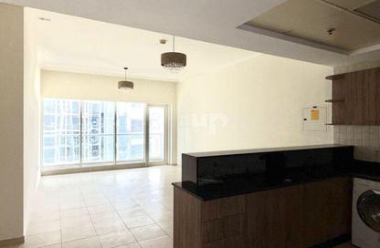 Apartment - 1 Bedroom - 2 Bathrooms for rent in Burj Al Nujoom - Downtown Dubai - Dubai