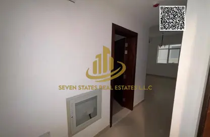 شقة - غرفة نوم - 2 حمامات للبيع في قرية الأميرة - عجمان