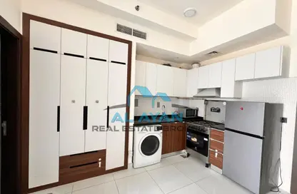 Apartment - Studio - 1 Bathroom for rent in Block 2 - Lawnz by Danube - International City - Dubai