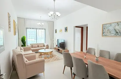 شقة - 2 غرف نوم - 2 حمامات للايجار في مساكن فور سيزون الخاصة - مركز دبي المالي العالمي - دبي