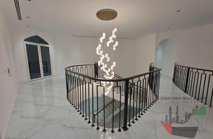 Villa - 5 - 7 for rent in Nad Al Sheba 4 - Nad Al Sheba - Dubai