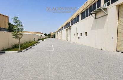 Warehouse - Studio for rent in Dubai Investment Park 1 (DIP 1) - Dubai Investment Park (DIP) - Dubai