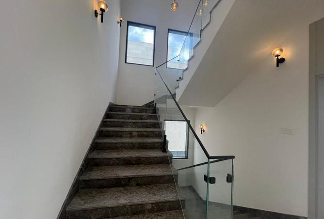 87456095 - Property Image 2