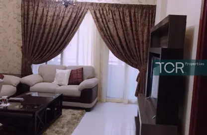 Apartment - 1 Bedroom - 2 Bathrooms for rent in Building Y12 - England Cluster - International City - Dubai Apartment - 1 Bedroom - 2 Bathrooms for rent in Building Y12 - England Cluster - International City - Dubai
