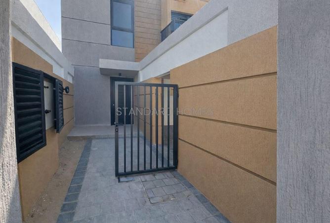 74254930 - صورة العقار 3