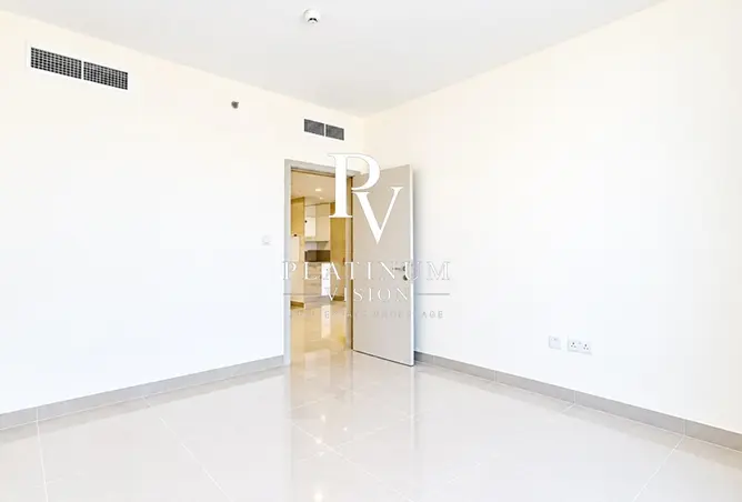 165602915 - Property Image 3