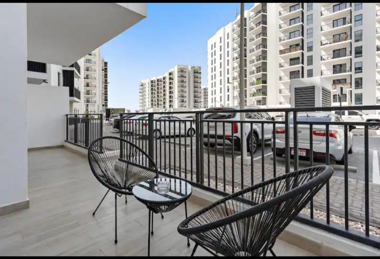 Amazing 1BR | Fully Furnished | Prime Location