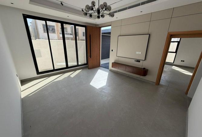 55745895 - صورة العقار 2