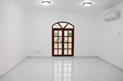 فيلا - 5 غرف نوم - 7 حمامات للايجار في مدينة شخبوط - أبوظبي