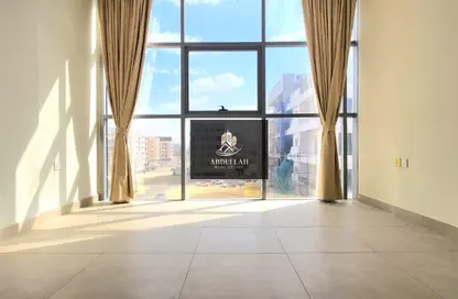 Apartment - 1 Bedroom - 1 Bathroom for rent in AlFalah - Muwaileh Commercial - Sharjah