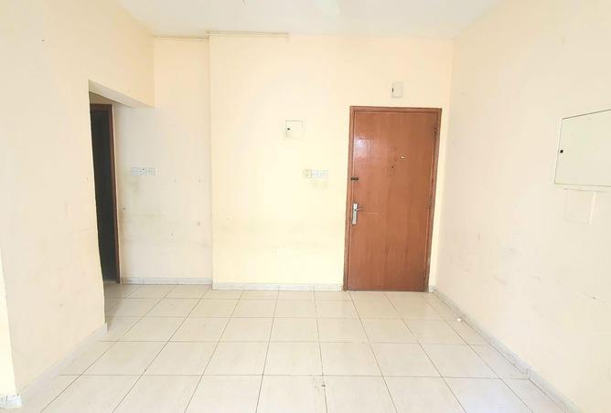 70294030 - Property Image 2