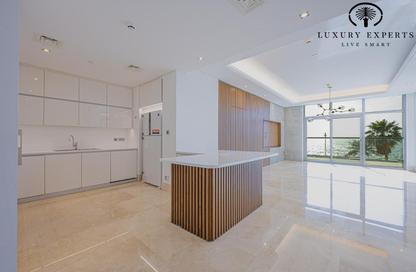 Apartment - 2 Bedrooms - 3 Bathrooms for rent in The 8 - The Crescent - Palm Jumeirah - Dubai