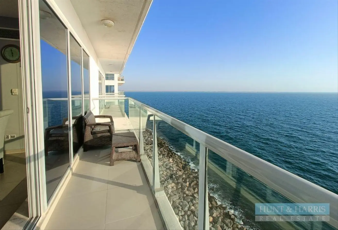 98713618 - Property Main Image