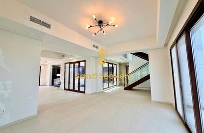 Villa - 5 Bedrooms - 6 Bathrooms for rent in Nalaya Villas - Najmat Abu Dhabi - Al Reem Island - Abu Dhabi Villa - 5 Bedrooms - 6 Bathrooms for rent in Nalaya Villas - Najmat Abu Dhabi - Al Reem Island - Abu Dhabi