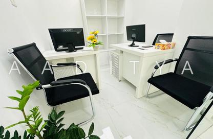 Office Space - Studio - 1 Bathroom for rent in Reem Residency - Al Karama - Dubai