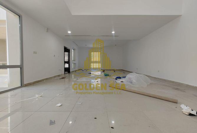 16068201 - Property Image 3