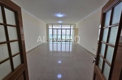Apartment - 4 Bedrooms - 5 Bathrooms for rent in Al Majaz 3 - Al Majaz - Sharjah