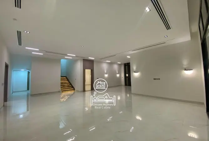 136079984 - Property Image 3