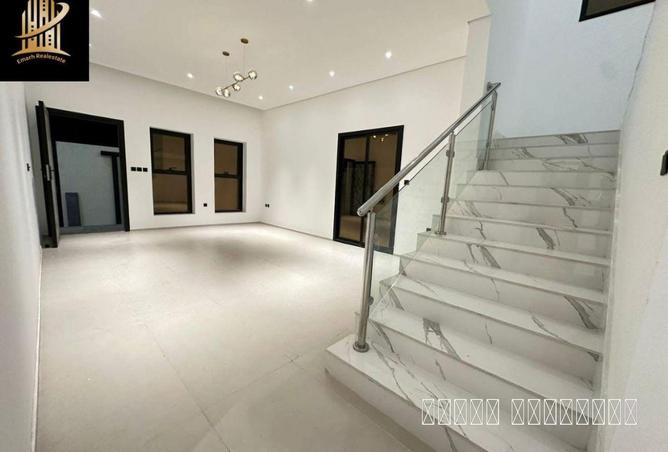 76164603 - Property Image 3