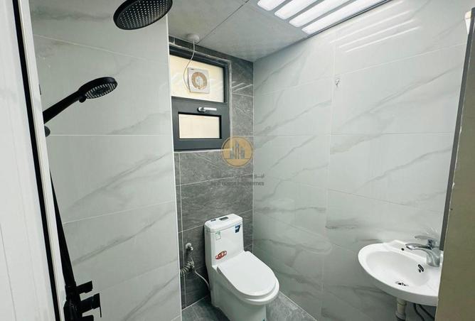 74247230 - صورة العقار 3