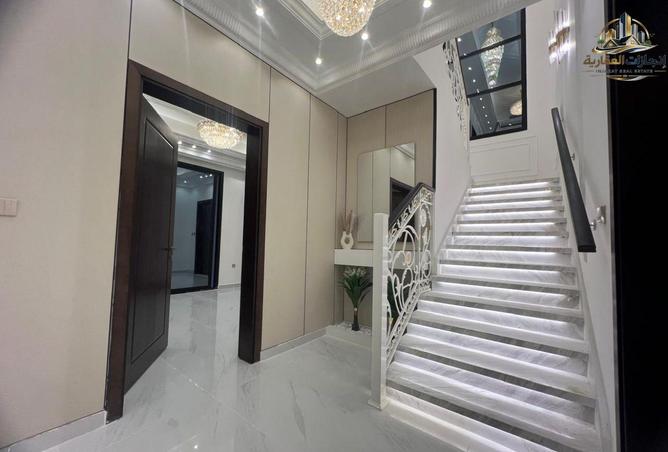 82801302 - Property Image 3