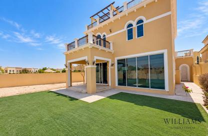 Villa - 4 - 4 for rent in Legacy Nova Villas - District 9 - Jumeirah Park - Dubai