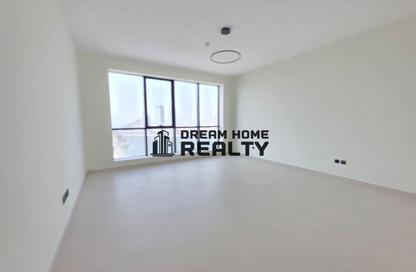 Apartment - 4 - 6 for sale in Sharjah Terraces - Al Khan Lagoon - Al Khan - Sharjah