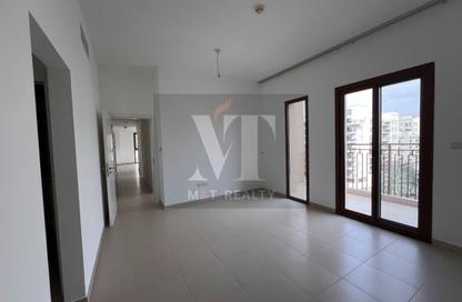 Apartment - 3 Bedrooms - 3 Bathrooms for rent in Zahra Breeze Apartments 3B - Zahra Breeze Apartments 3 - Zahra Breeze Apartments - Town Square - Dubai