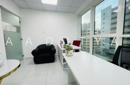 Office Space - Studio - 1 Bathroom for rent in Aspin Tower - Sheikh Zayed Road - Dubai