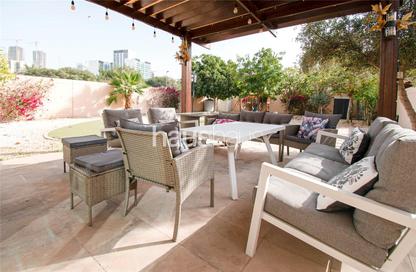 Villa - 3 Bedrooms - 4 Bathrooms for sale in District 16E - Jumeirah Village Circle - Dubai