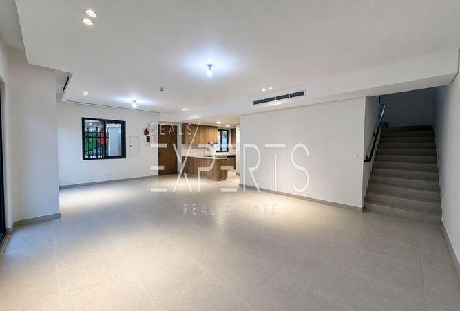 3-bed townhouse in Toledo — photo 2