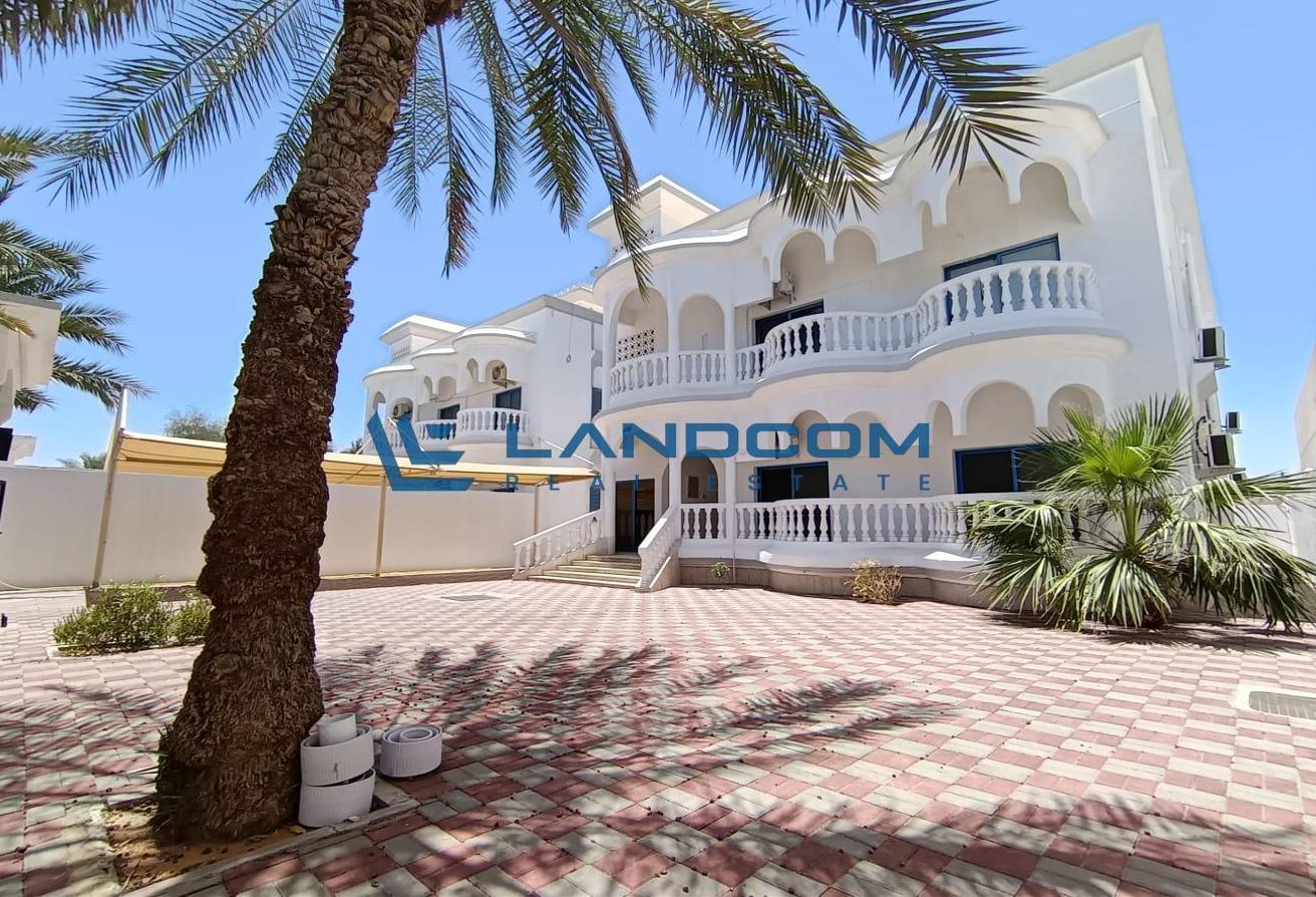 Spacious 6BR Villa | Only Family |Prime Location