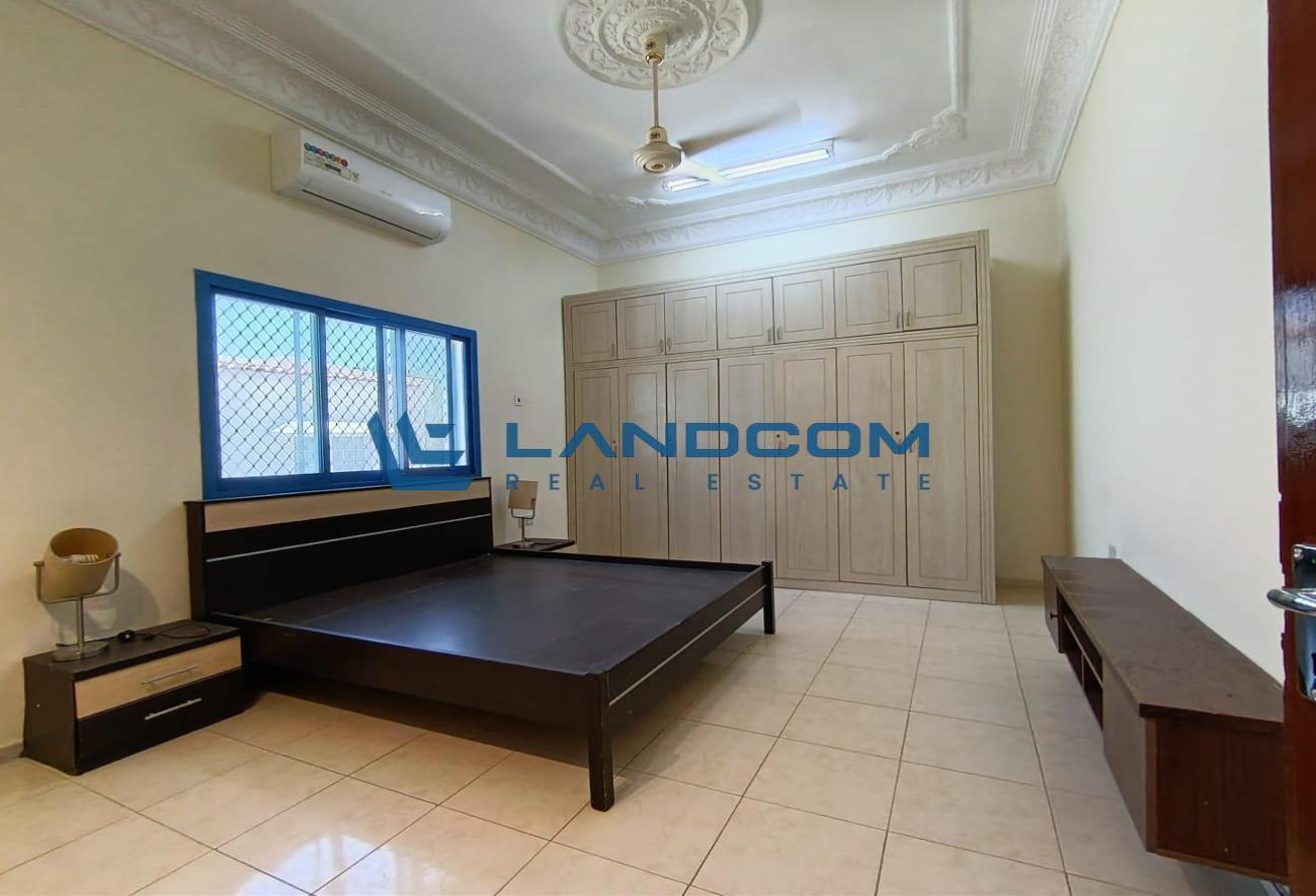 Spacious 6BR Villa | Only Family |Prime Location photo 7