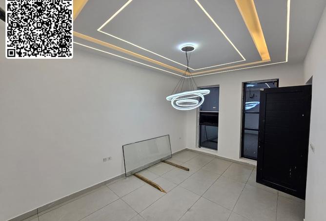 132002049 - Property Main Image