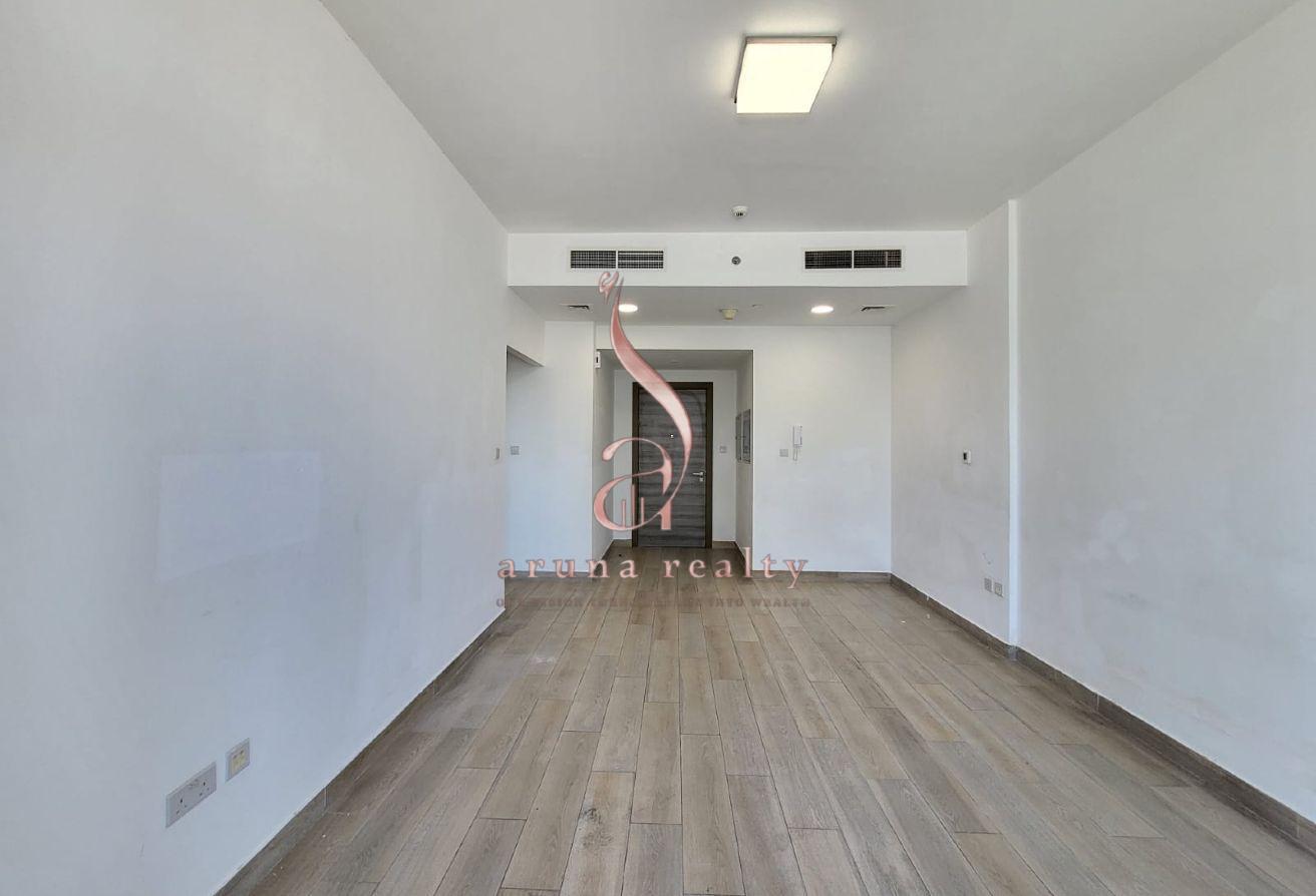 Elegant 1BR | Pool View | Bloom Towers, JVC photo 8