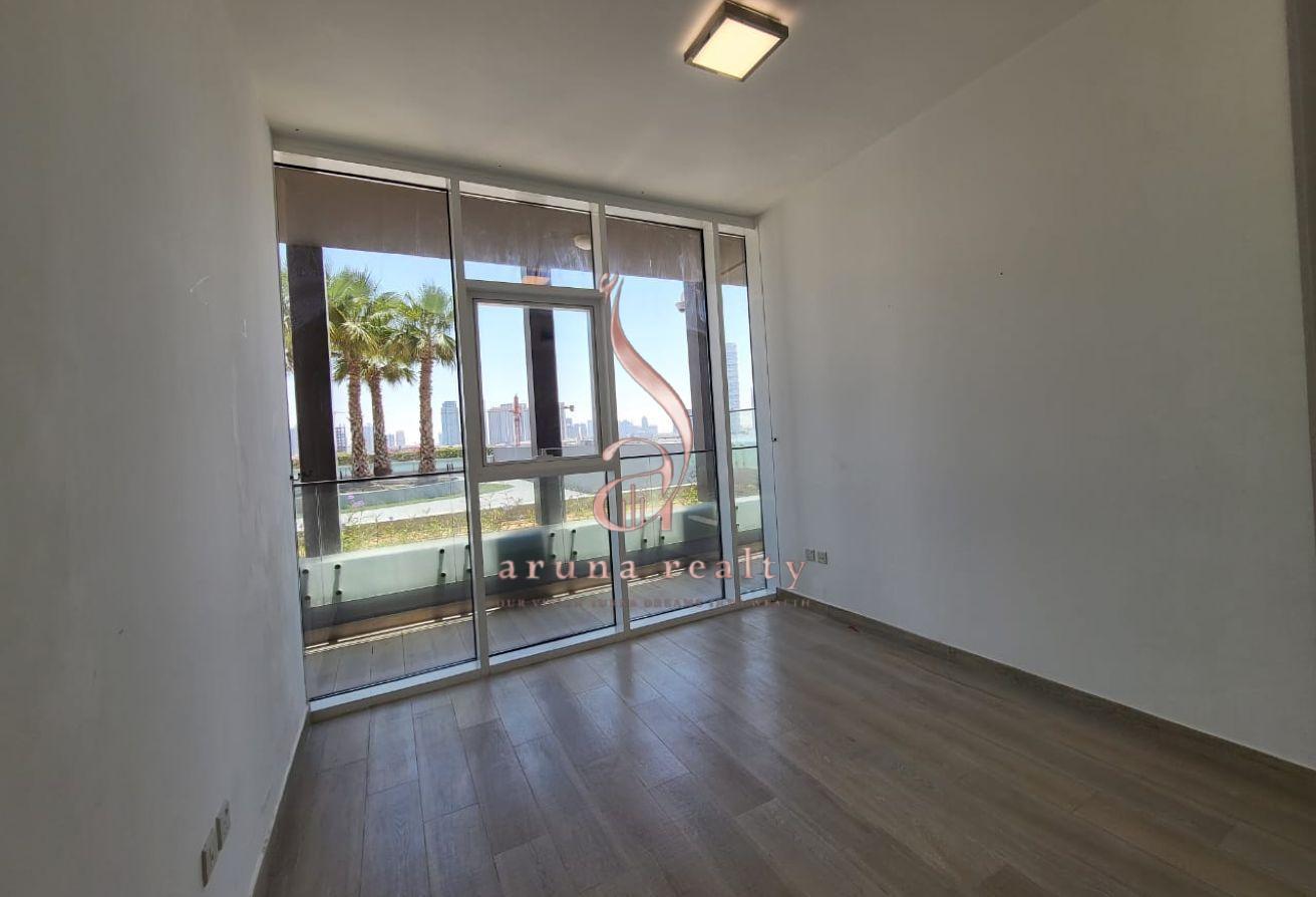 Elegant 1BR | Pool View | Bloom Towers, JVC photo 5