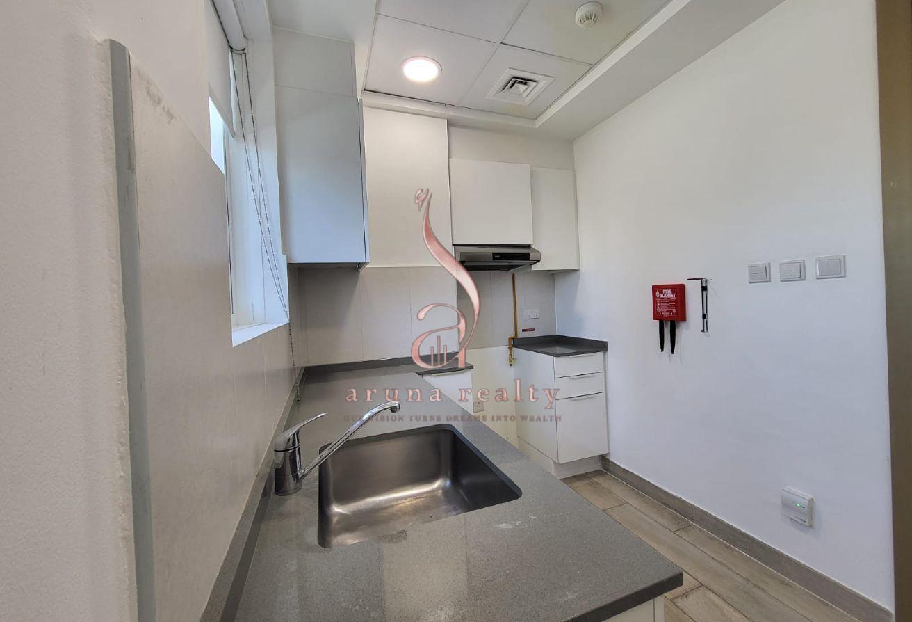 Elegant 1BR | Pool View | Bloom Towers, JVC photo 11
