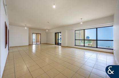 Apartment - 4 Bedrooms - 3 Bathrooms for sale in Rimal 4 - Rimal - Jumeirah Beach Residence - Dubai