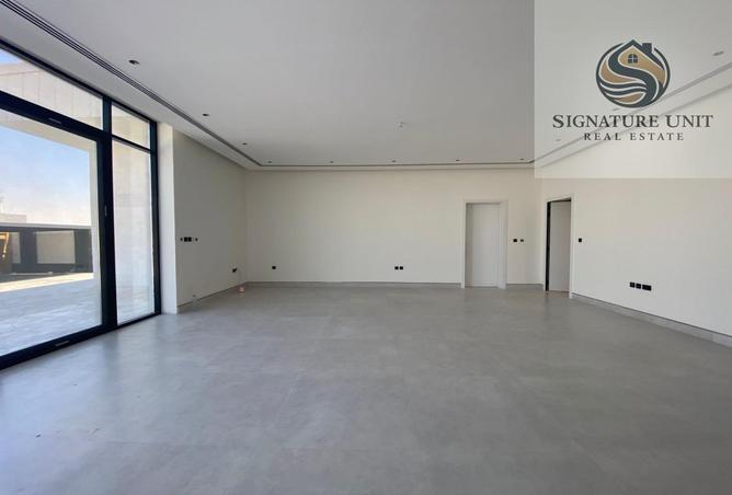 104697821 - Property Image 3