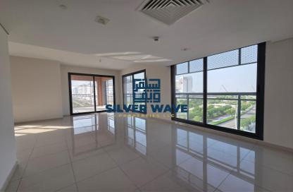 Apartment - 3 Bedrooms - 5 Bathrooms for rent in Gulf Paradise - Saadiyat Island - Abu Dhabi